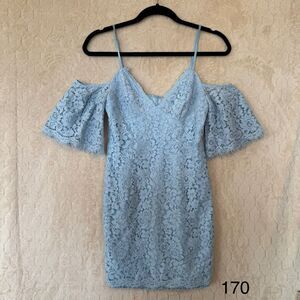 Women's Bardot Sz‎ 4 XS Karlie Cold-Shoulder Lace Mini Dress Light Powder Blue